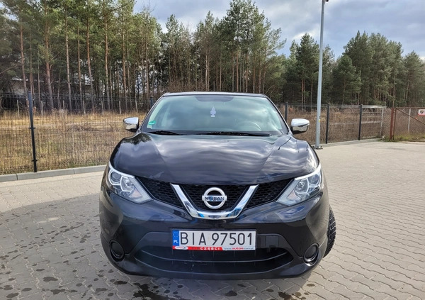 Nissan Qashqai cena 57500 przebieg: 59000, rok produkcji 2017 z Łomża małe 56